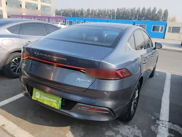 BYD Qin PLUS — Фото автомобиля 6