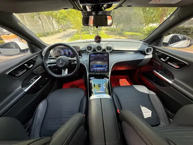 Mercedes-Benz C-Class — Фото автомобиля 6