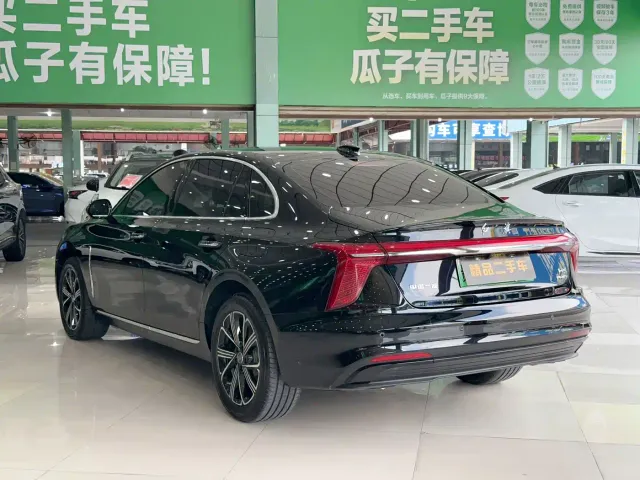 Hongqi H5 PHEV — Фото автомобиля 4