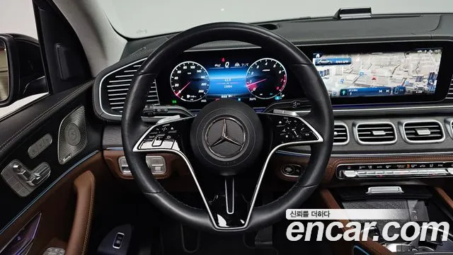 Mercedes-Benz GLE-Class — Фото автомобиля 9