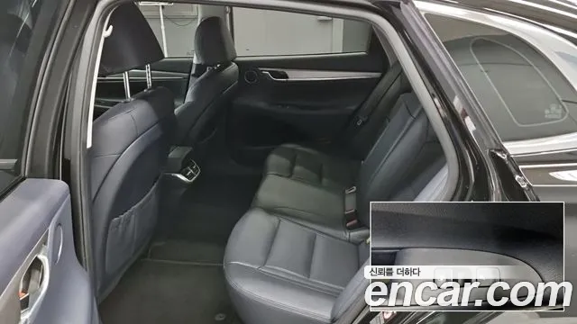 Hyundai Grandeur Premium — Фото автомобиля 11