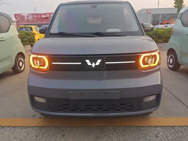 Wuling Hongguang Mini EV — Фото автомобиля 2
