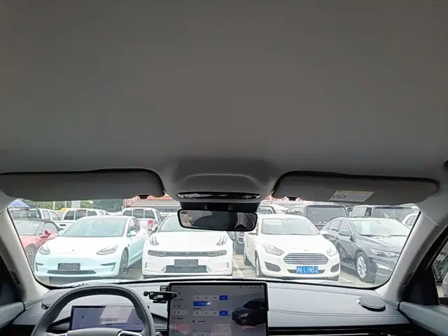 Geely Galaxy E5 — Фото автомобиля 17
