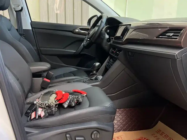 Volkswagen Tharu — Фото автомобиля 11