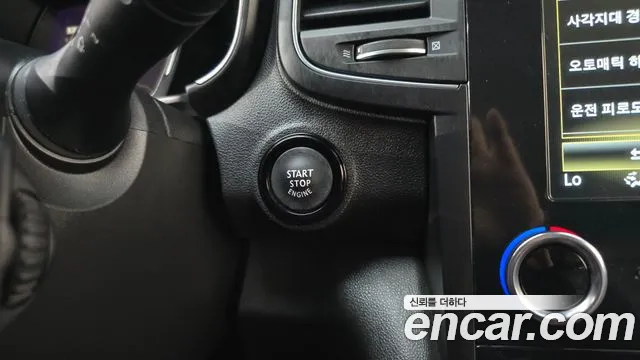 Renault-KoreaSamsung QM6 Новый QM6 2.0 GDe LE Signature 2WD — Фото автомобиля 24
