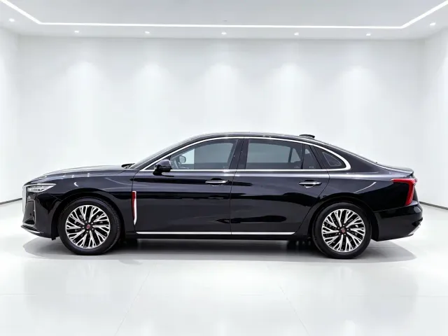 Hongqi H5 — Фото автомобиля 7