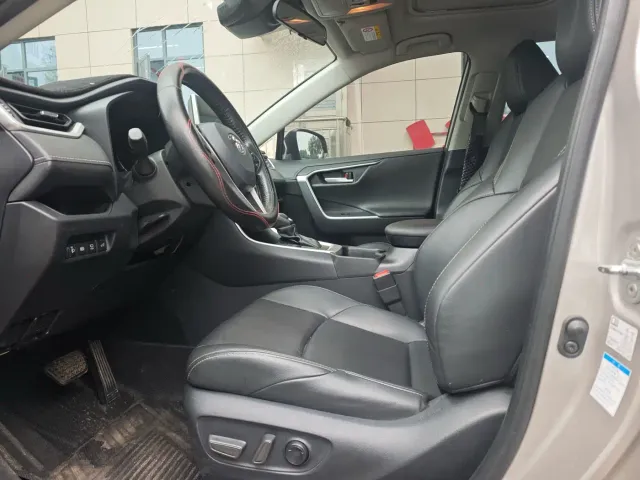Toyota Wildlander — Фото автомобиля 8