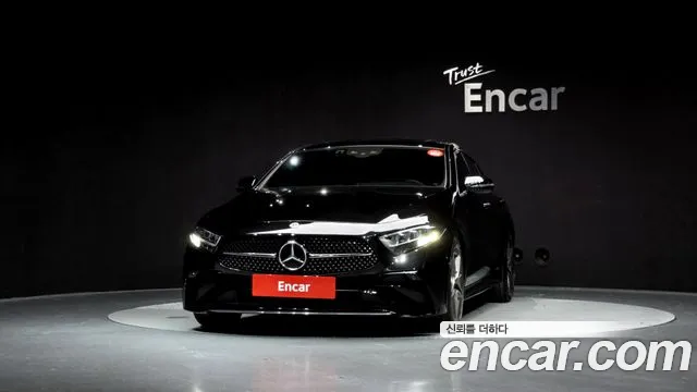 Mercedes-Benz CLS-Class — Фото автомобиля 3