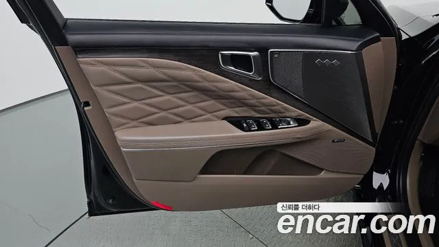 Kia K8 Hybrid — Фото автомобиля 13