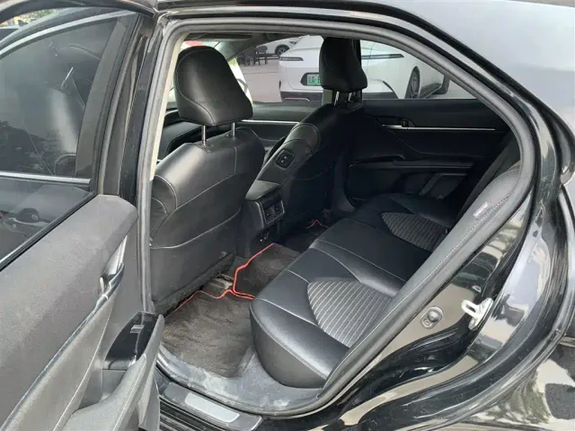 Toyota Camry — Фото автомобиля 6