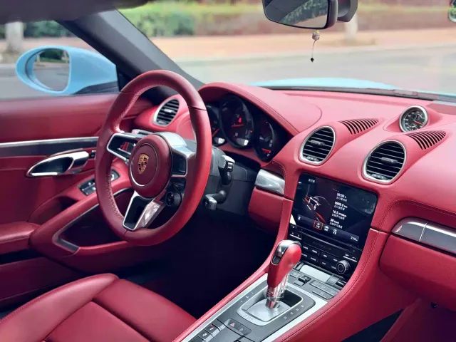 Porsche 718 — Фото автомобиля 6
