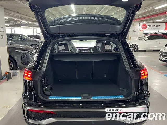 Audi Q5 40 TDI quattro S Line Black Edition — Фото автомобиля 9