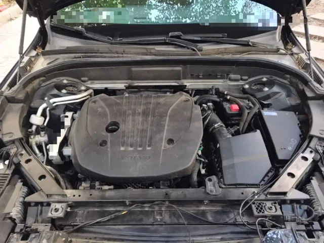 Volvo XC60 — Фото автомобиля 16