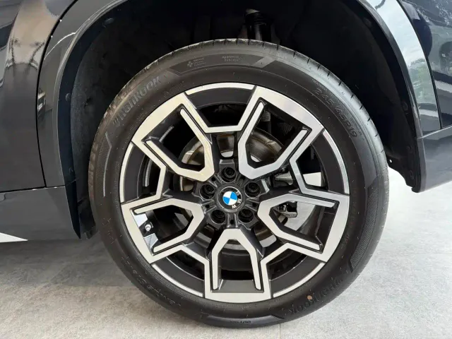 BMW X1 — Фото автомобиля 14