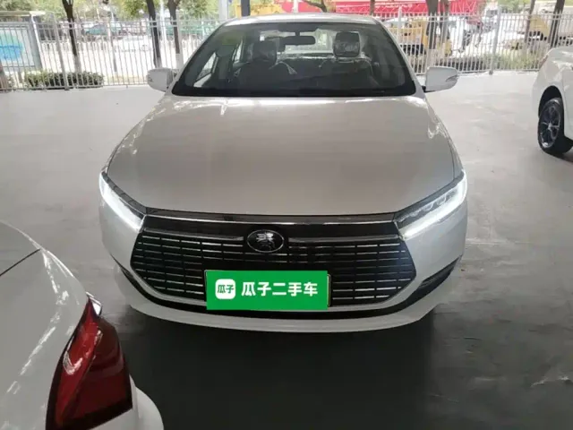 BYD Qin — Фото автомобиля 2