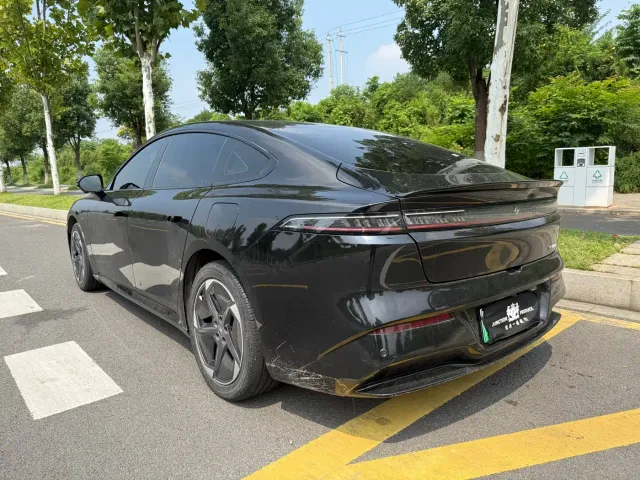 Dongfeng eπ 007 — Фото автомобиля 9