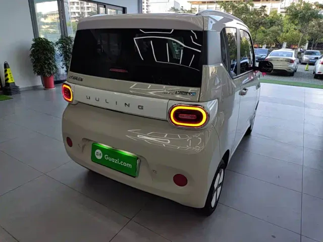 Wuling Hongguang Mini EV — Фото автомобиля 6