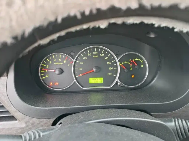 Wuling Hongguang — Фото автомобиля 12