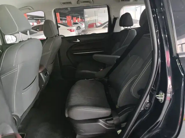 GAC Trumpchi M6 — Фото автомобиля 16