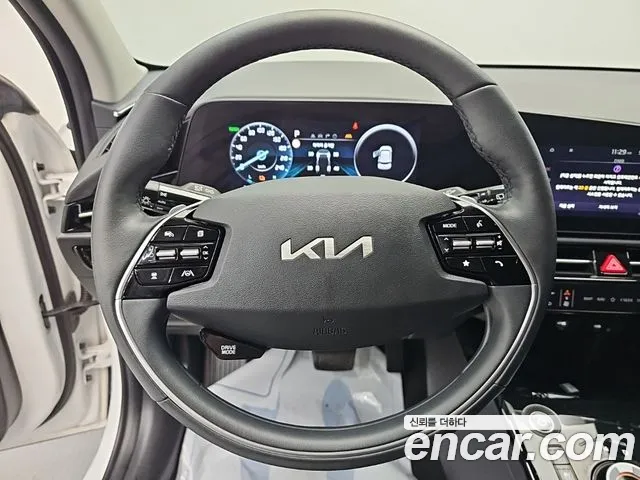 Kia Niro New — Фото автомобиля 9