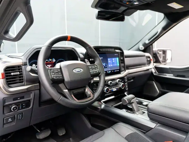Ford F-150 Raptor — Фото автомобиля 10