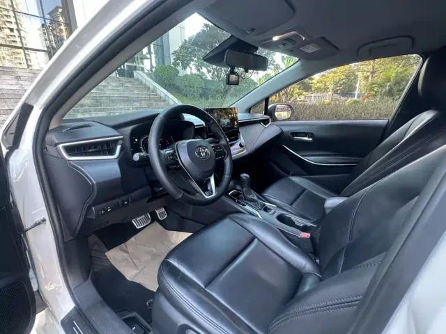 Toyota Corolla — Фото автомобиля 9