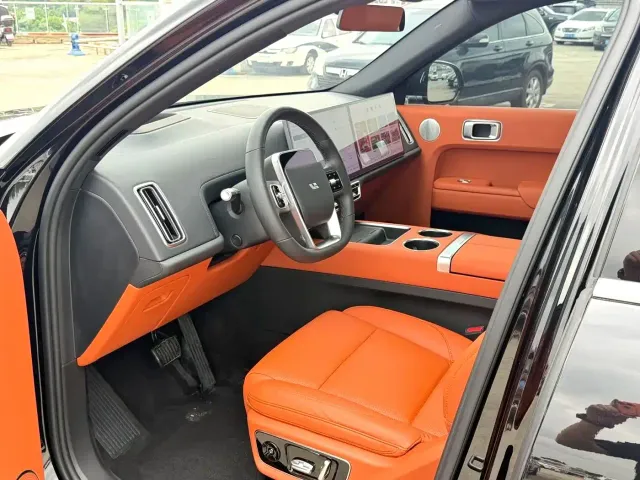 Li Auto L7 — Фото автомобиля 5