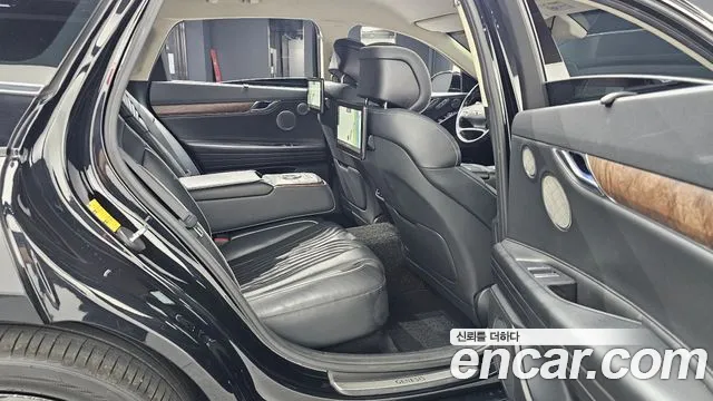 Genesis G80 Бензин 3.5 турбо AWD — Фото автомобиля 11