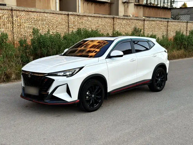 Фотография автомобиля — Changan X5 Plus