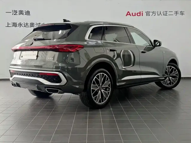Audi Q5L — Фото автомобиля 5