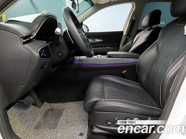 Genesis GV70 2.5T Бензин AWD — Фото автомобиля 6