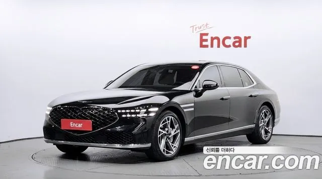 Фотография автомобиля — Genesis G90 RS4