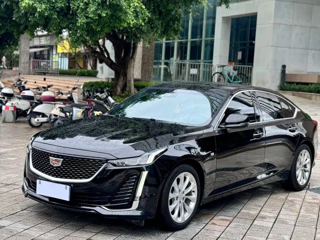 Cadillac CT5 — Фото автомобиля 3