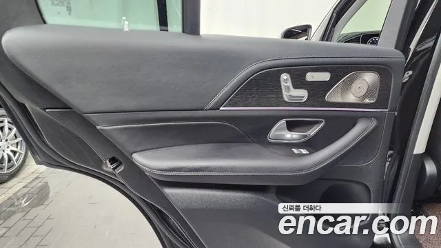 Mercedes-Benz GLE-Class — Фото автомобиля 22