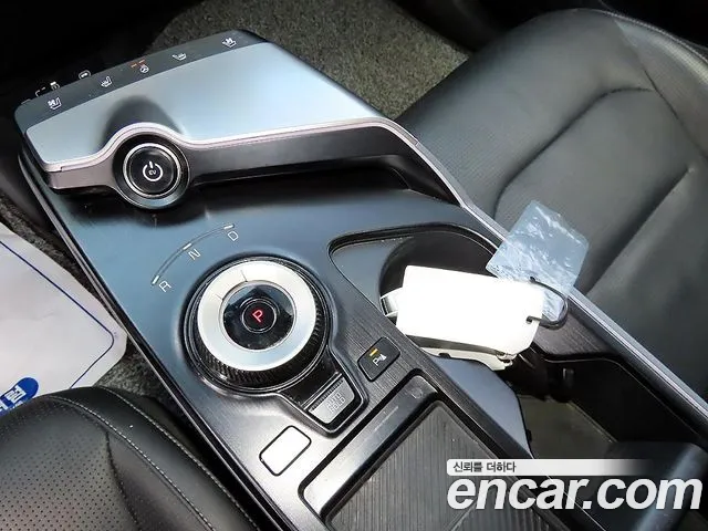 Kia EV6 — Фото автомобиля 11