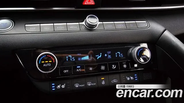 Hyundai AVANTE Avante (CN7) — Фото автомобиля 18