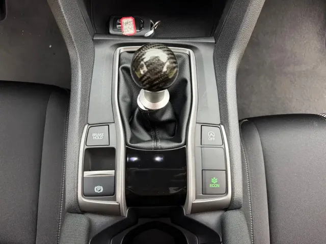 Honda Civic 2021 HATCHBACK 220TURBO Manual Driving Fun Controller — Фото автомобиля 15
