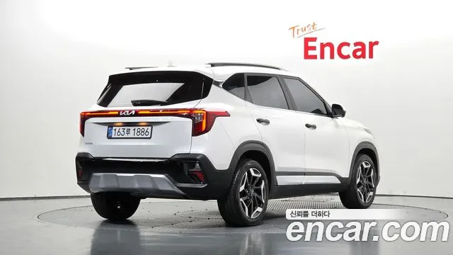 Kia Seltos — Фото автомобиля 2