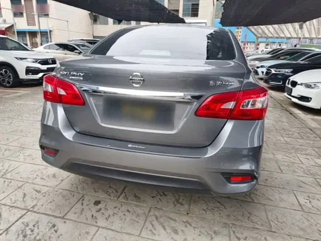 Nissan Sylphy — Фото автомобиля 5