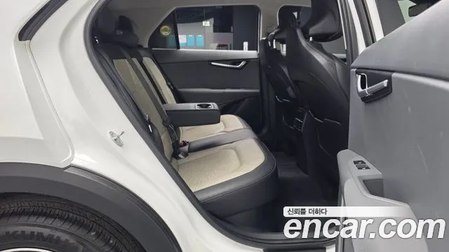 Kia Niro The All New — Фото автомобиля 18