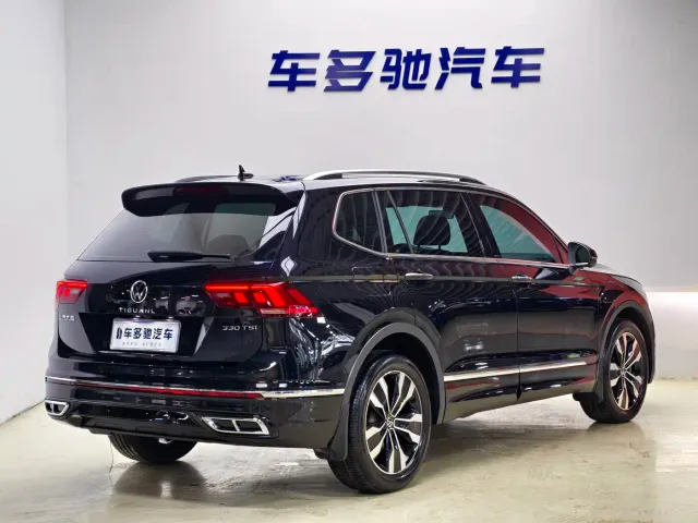 Volkswagen Tiguan L — Фото автомобиля 6