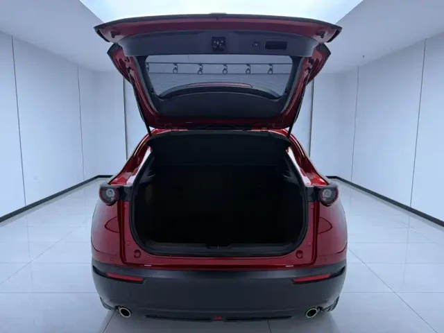 Mazda CX-30 — Фото автомобиля 24