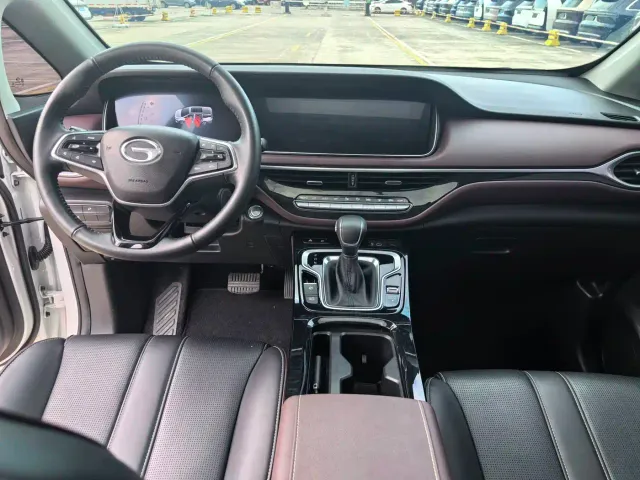 GAC Trumpchi M6 — Фото автомобиля 14