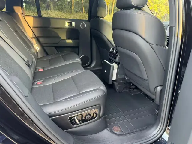 Li Auto L7 — Фото автомобиля 13