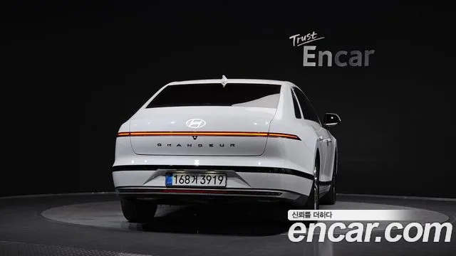 Hyundai Grandeur GN7 — Фото автомобиля 4