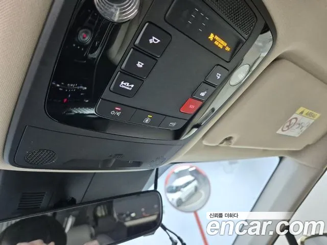 Kia Carnival Generation 4 — Фото автомобиля 7