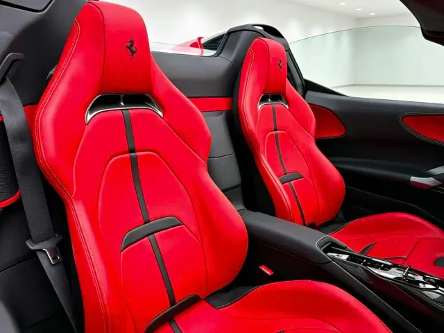 Ferrari SF90 — Фото автомобиля 11