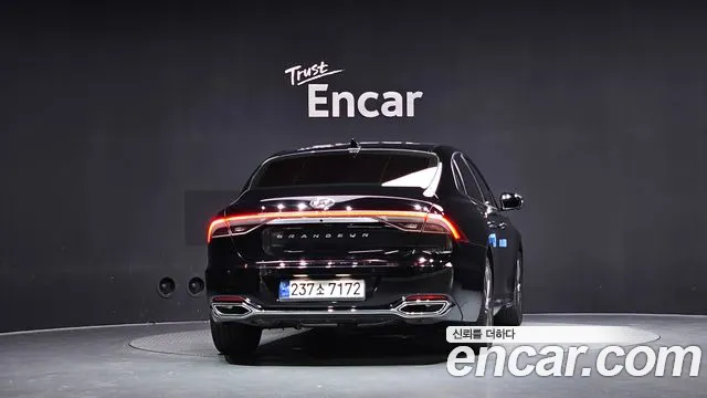 Hyundai Grandeur Grandeur (New) — Фото автомобиля 4