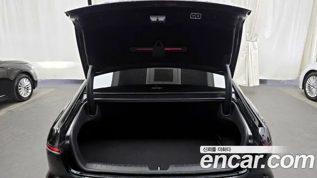Hyundai Grandeur Grandeur (GN7) 3.5 LPG 2WD (Такси) — Фото автомобиля 19