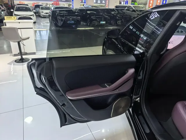 Nio ET5 Touring — Фото автомобиля 9